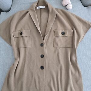 ZARA Tan Button-Front Short Sleeve Cardigan